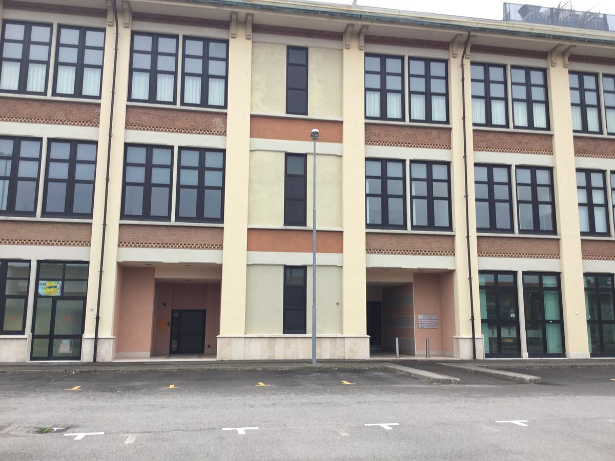Bella Italia Palace Hotel Novara Bagian luar foto